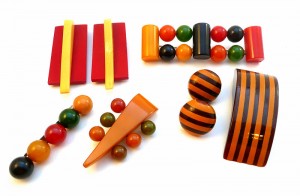 Art Deco Plastic Jewelry 1